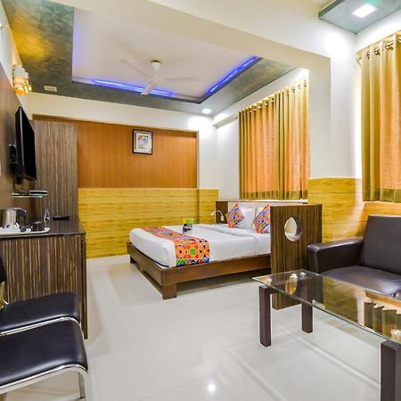 Fabhotel Kohinoor Plaza Ahmadabad Zewnętrze zdjęcie