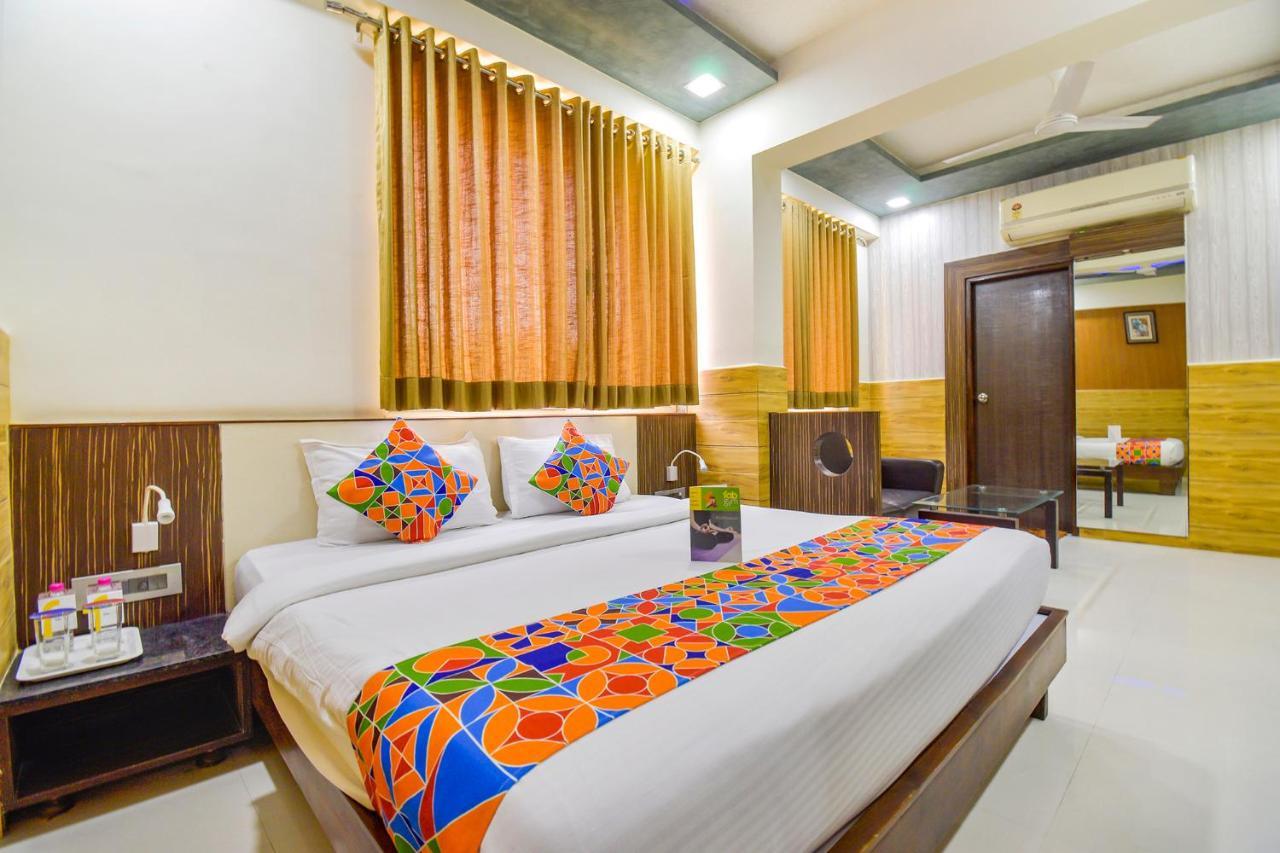 Fabhotel Kohinoor Plaza Ahmadabad Zewnętrze zdjęcie