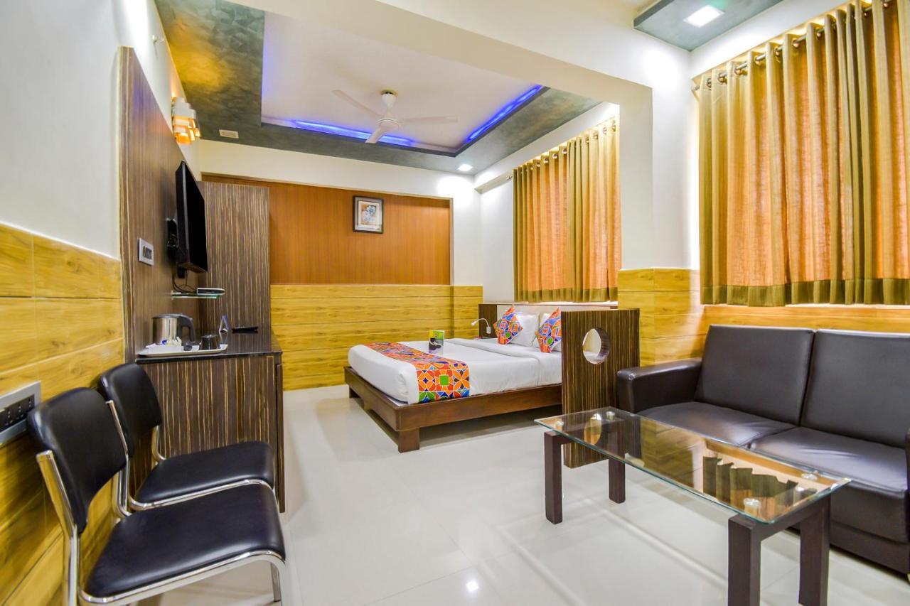 Fabhotel Kohinoor Plaza Ahmadabad Zewnętrze zdjęcie