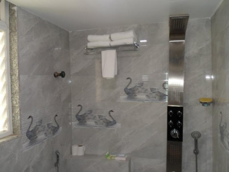 Fabhotel Kohinoor Plaza Ahmadabad Zewnętrze zdjęcie