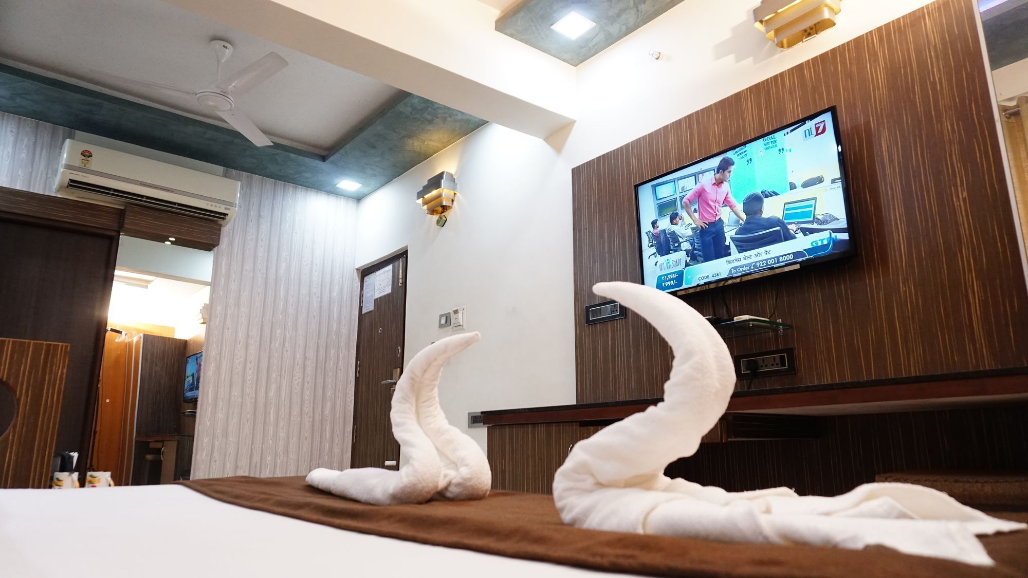 Fabhotel Kohinoor Plaza Ahmadabad Zewnętrze zdjęcie